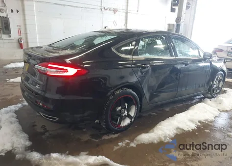 2019 Ford Fusion Se z USA, uszkodzony, nr VIN 3FA6P0T90KR254123
